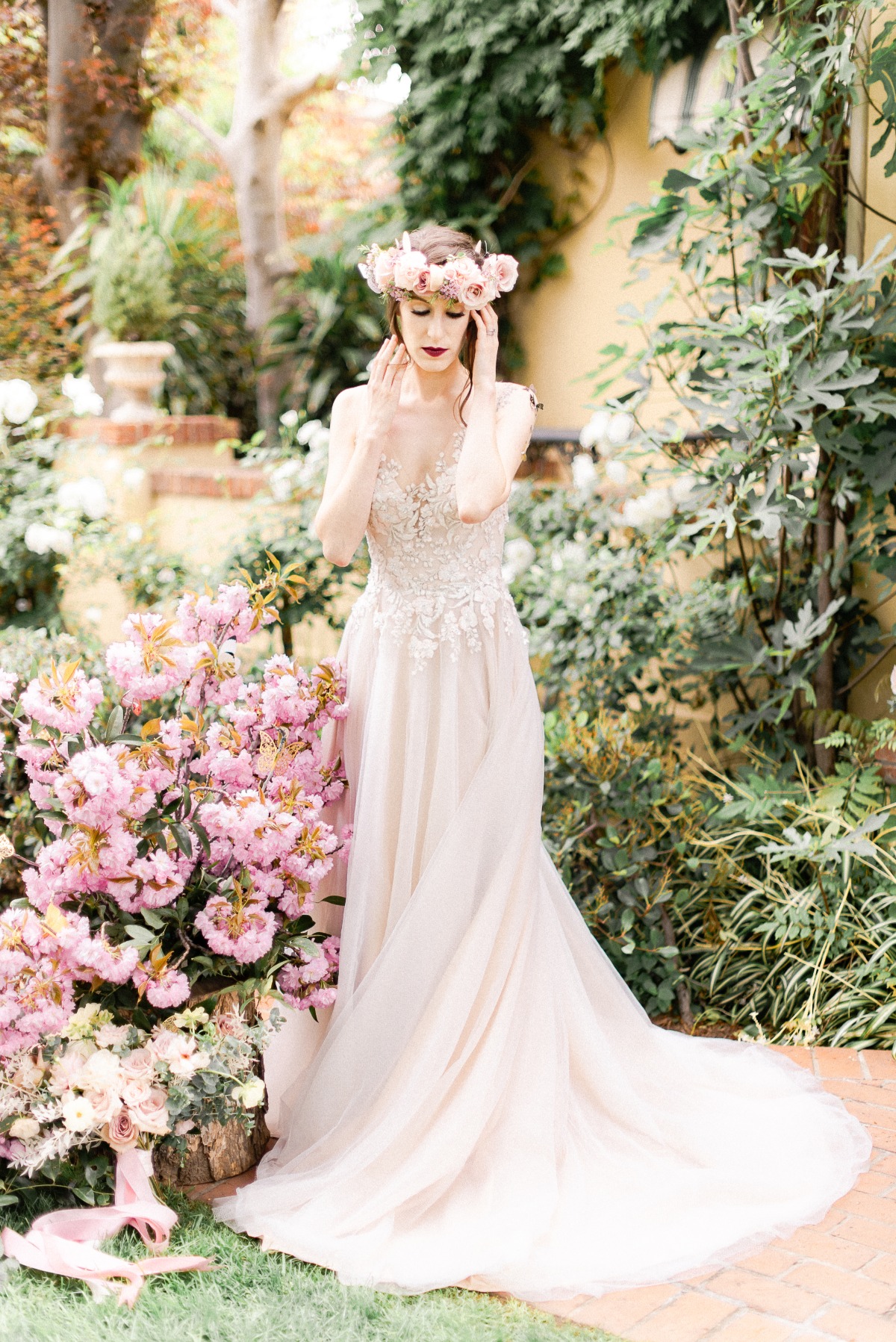 french-butterfly-styled-shoot_352