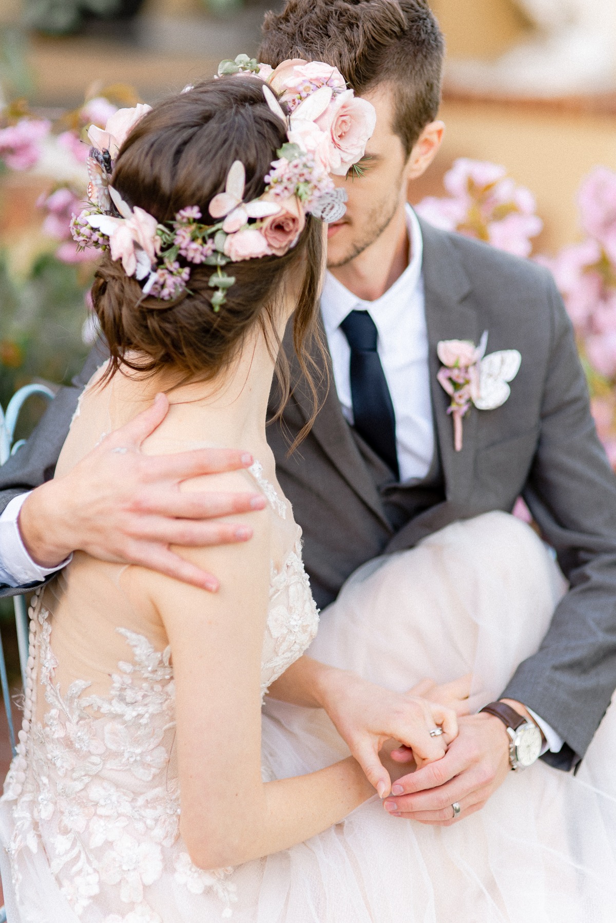 french-butterfly-styled-shoot_480