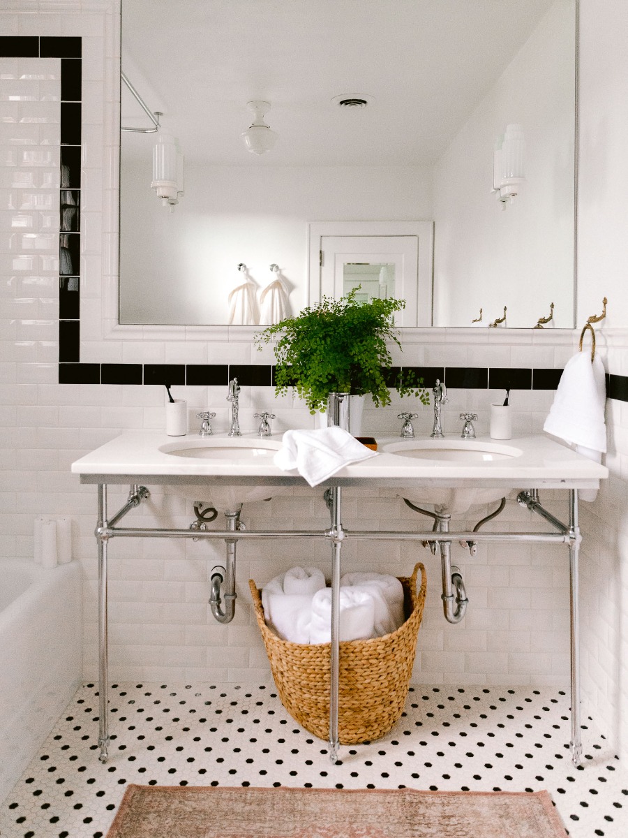 Luxe Bathroom Registry Must-Haves