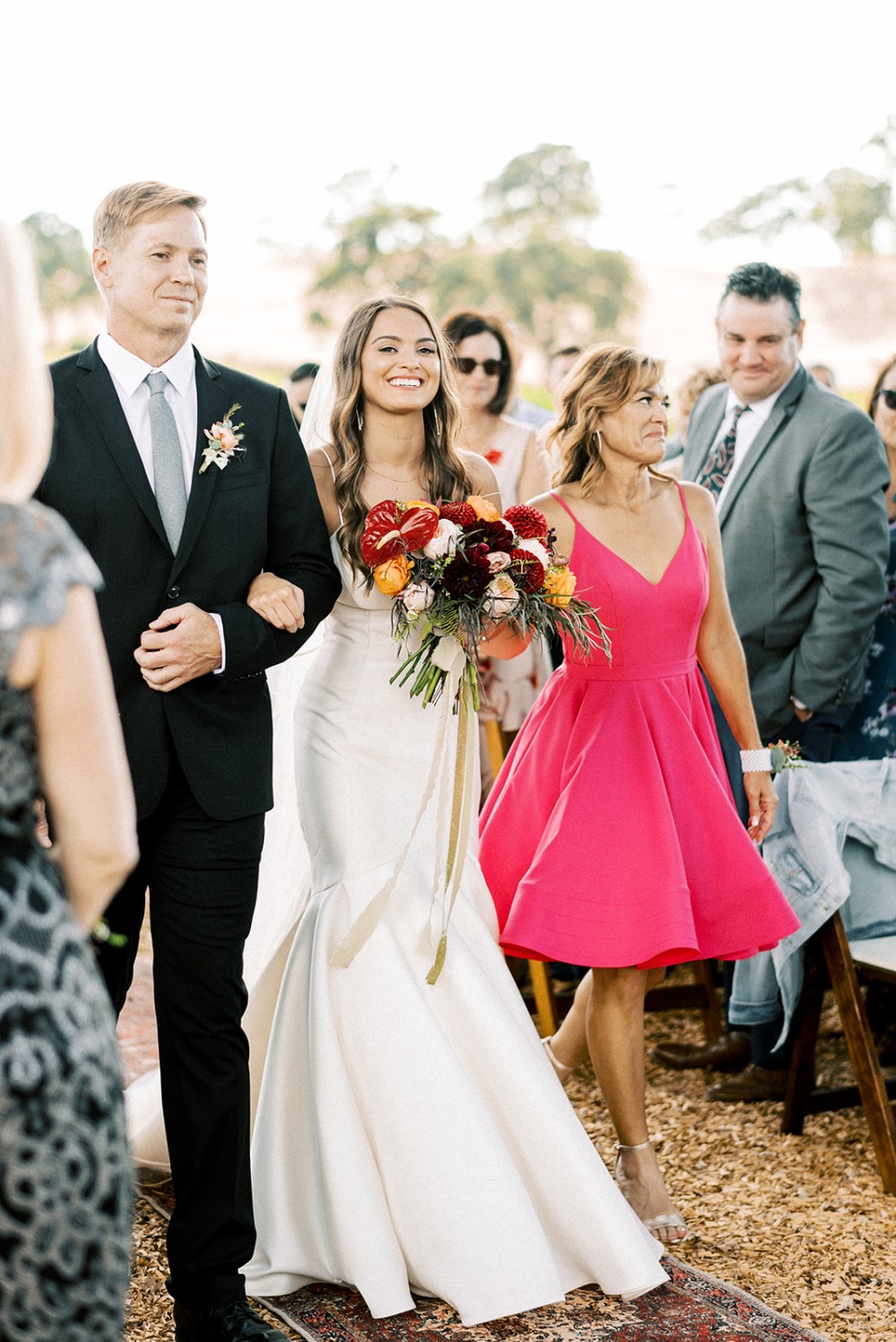 when-glam-meets-rustic-a-color-drenche