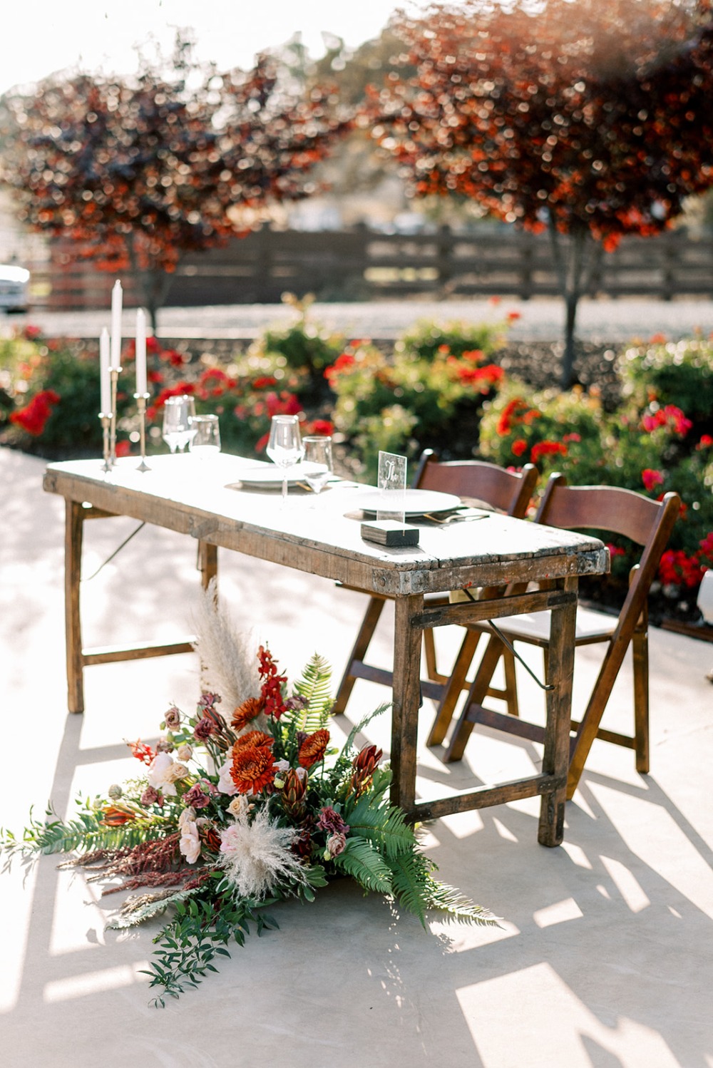 when-glam-meets-rustic-a-color-drenche