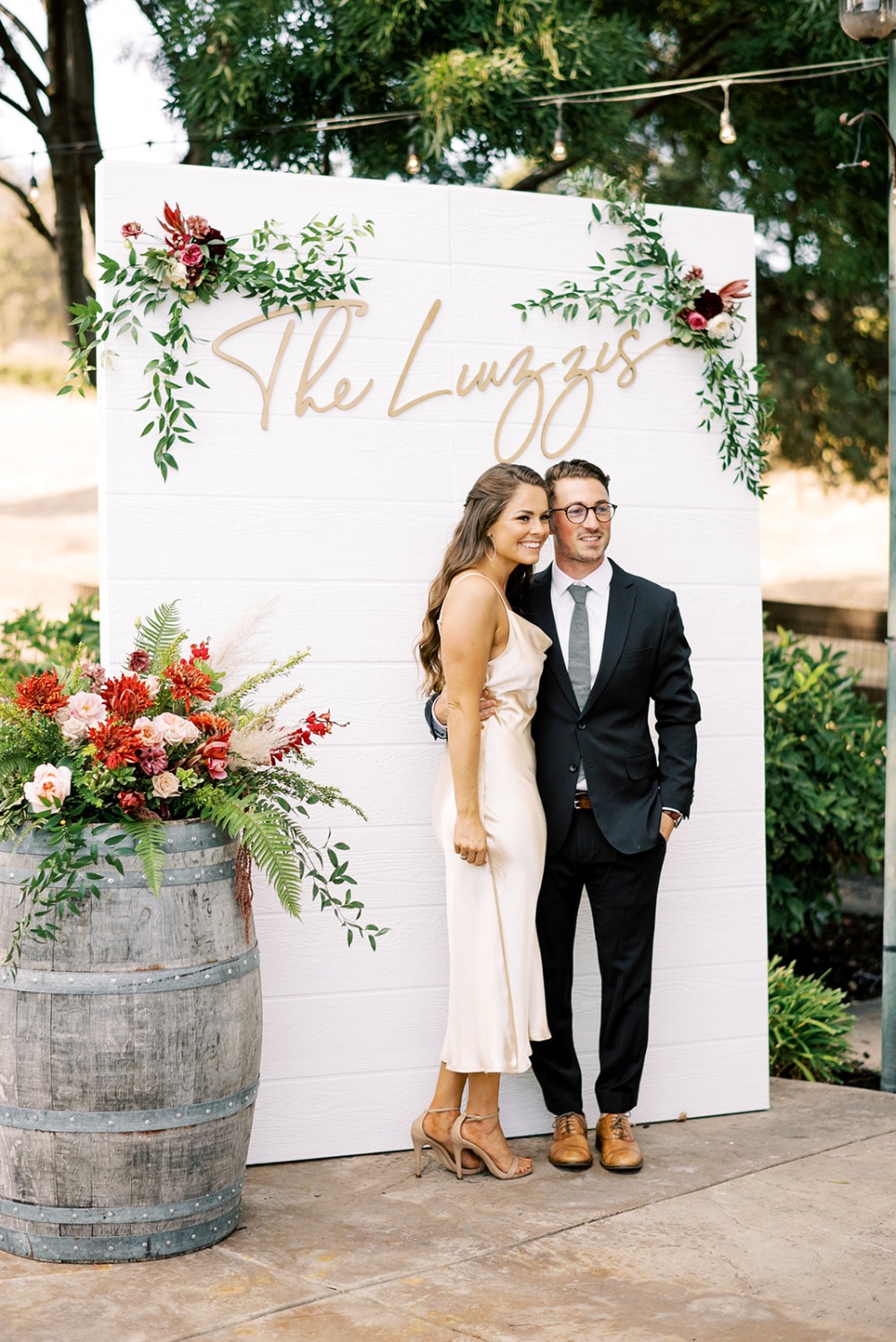 when-glam-meets-rustic-a-color-drenche