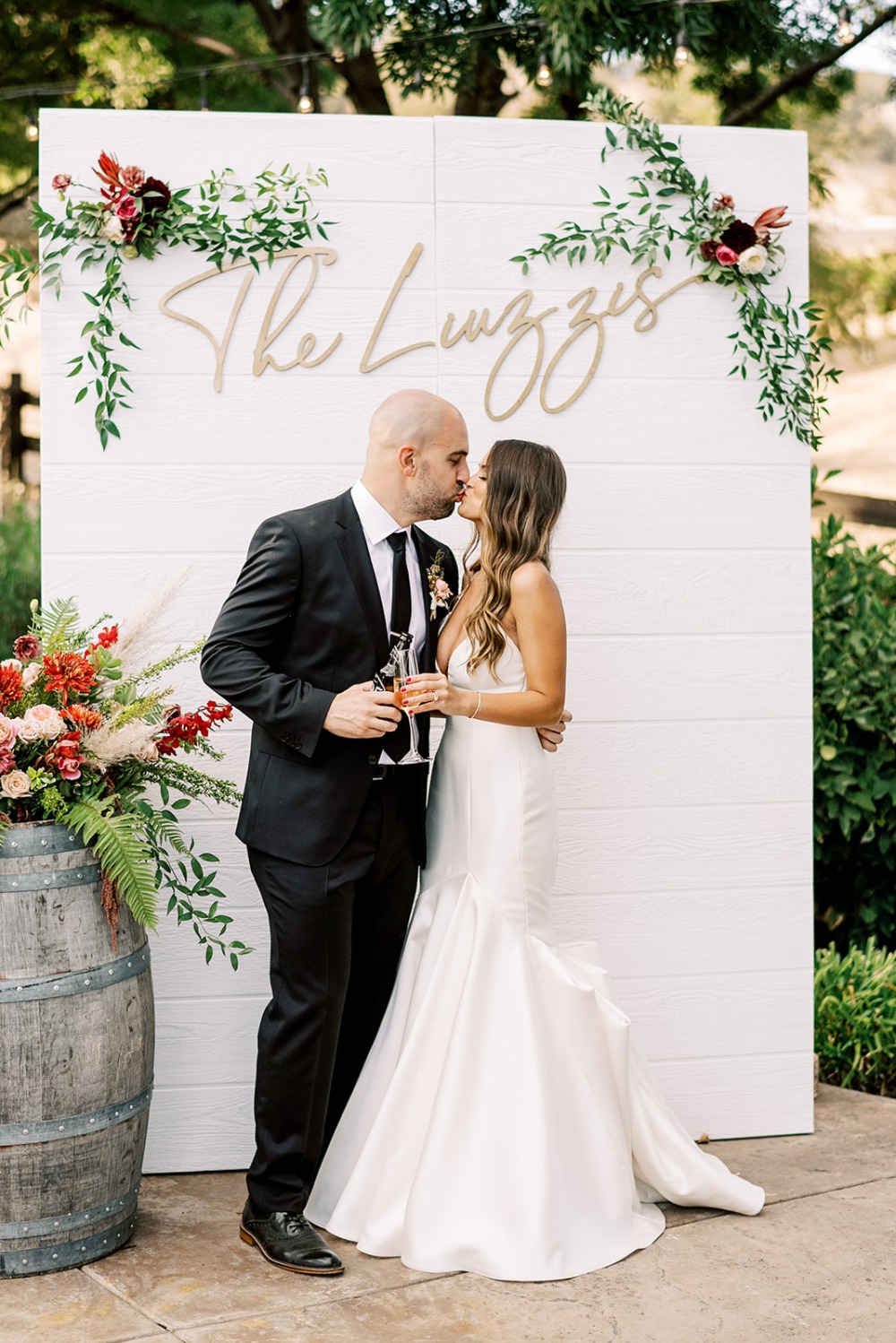 when-glam-meets-rustic-a-color-drenche