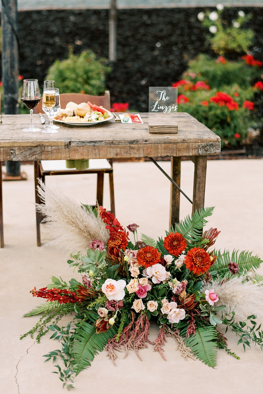 when-glam-meets-rustic-a-color-drenche