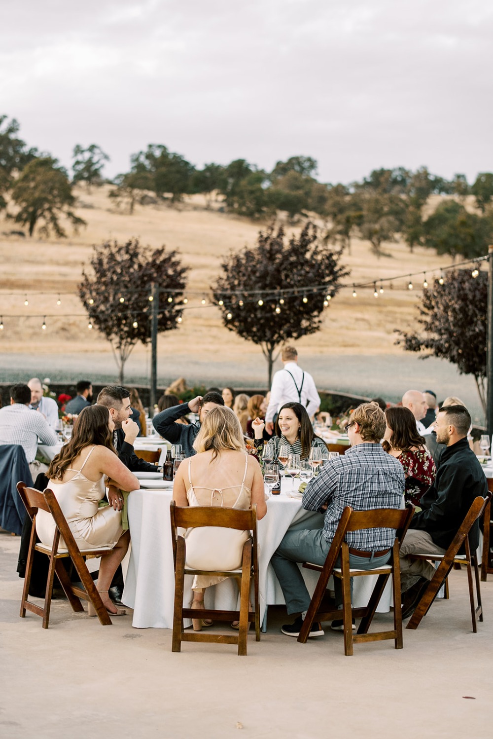 when-glam-meets-rustic-a-color-drenche