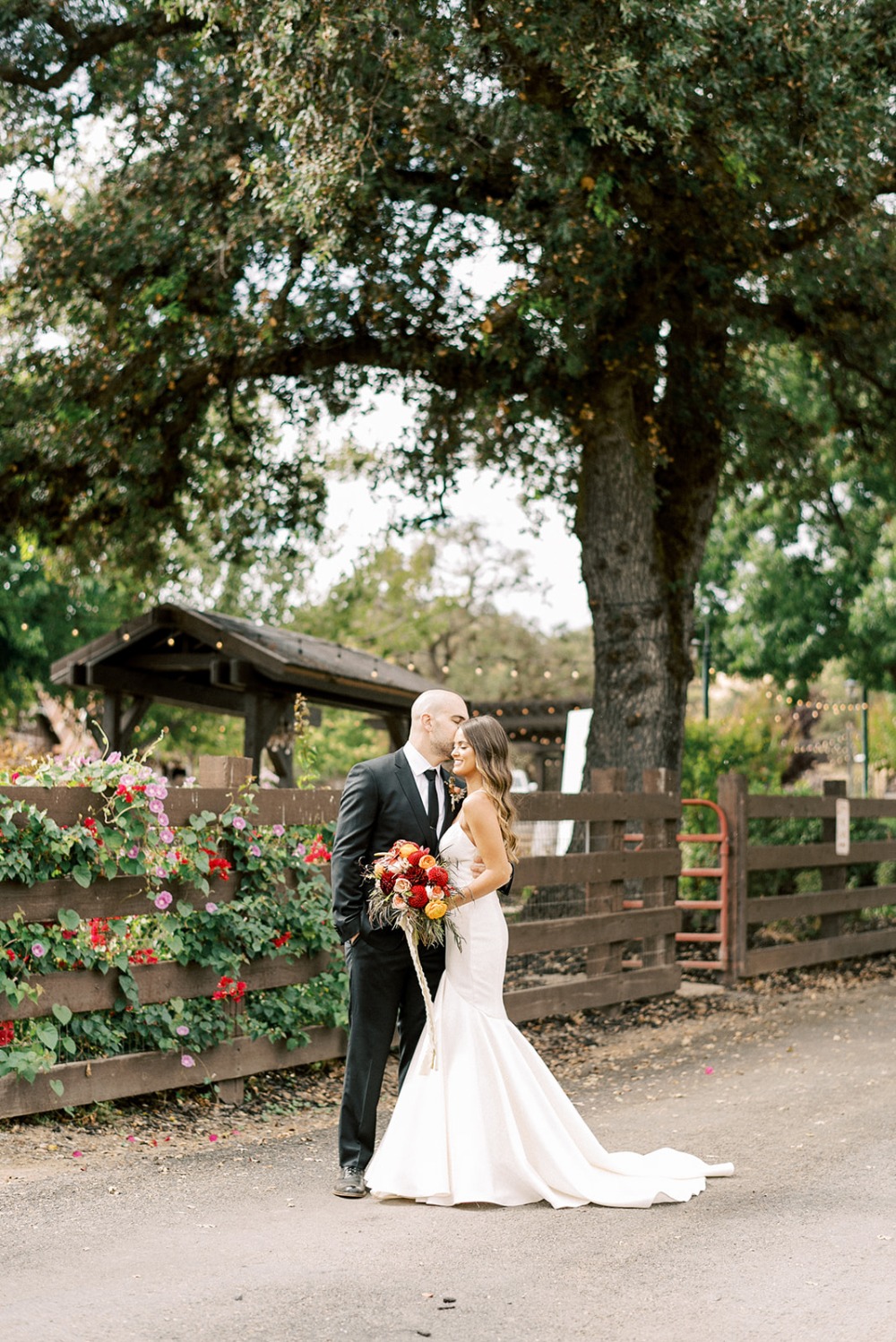 when-glam-meets-rustic-a-color-drenche