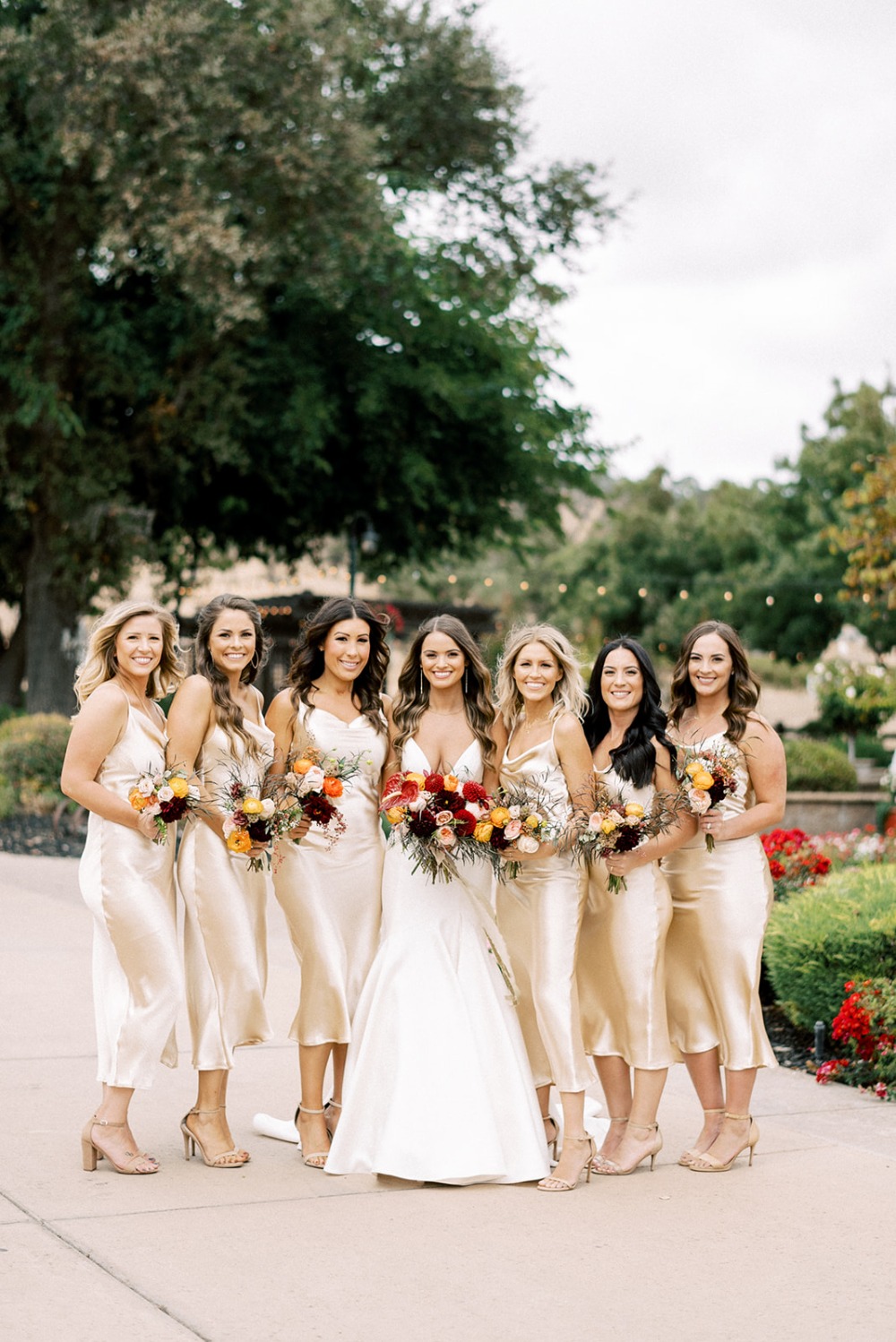 when-glam-meets-rustic-a-color-drenche