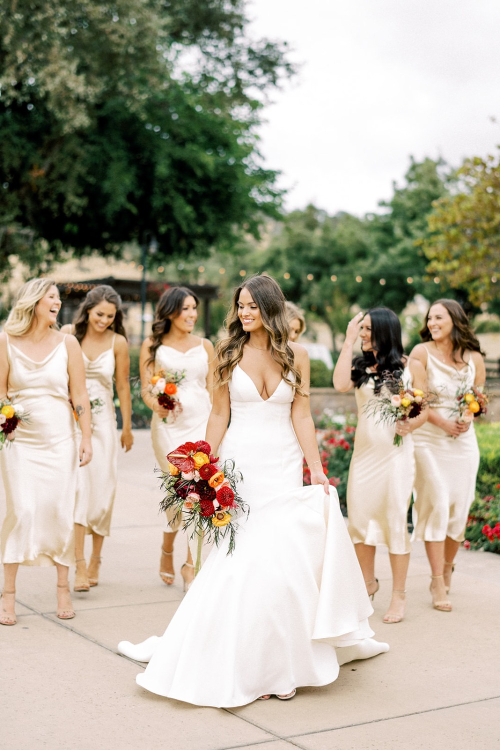 when-glam-meets-rustic-a-color-drenche