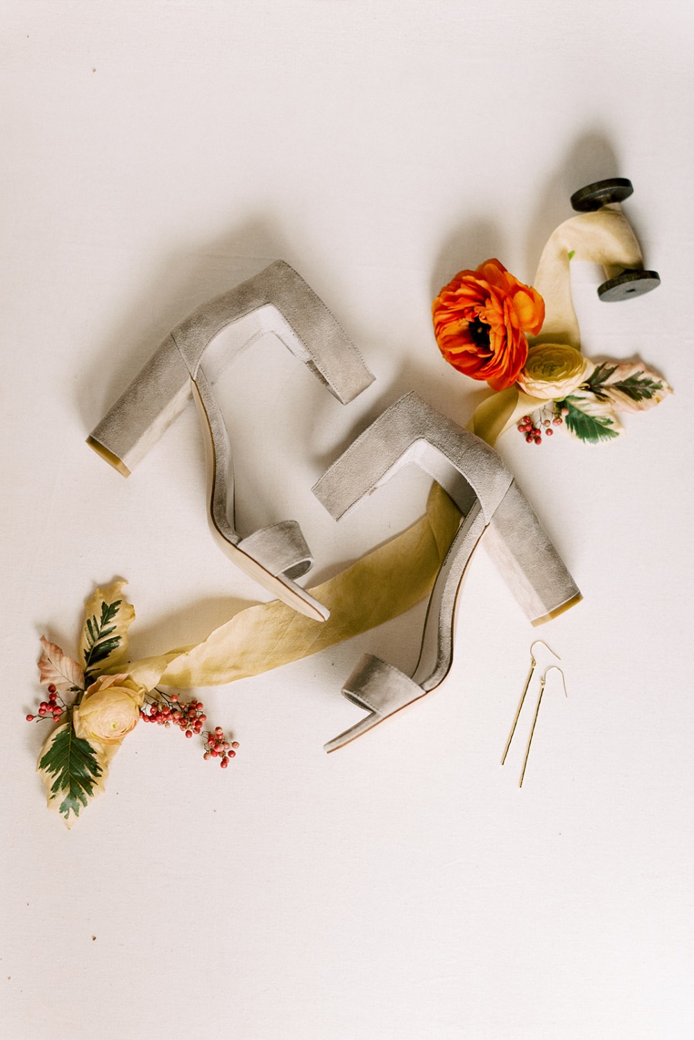 when-glam-meets-rustic-a-color-drenche