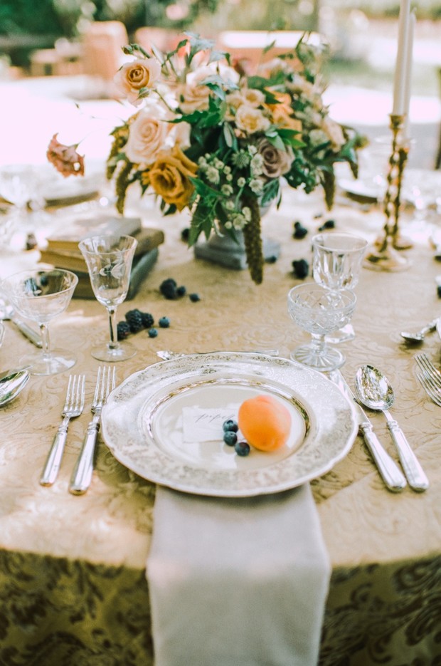 gold and vintage wedding table decor