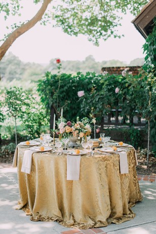 vintage gold and citrus wedding table