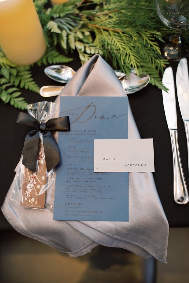 simple wedding place setting