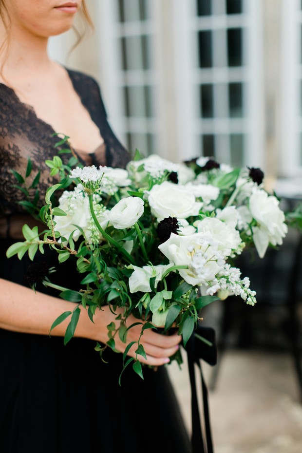 black and white bridal bouquet
