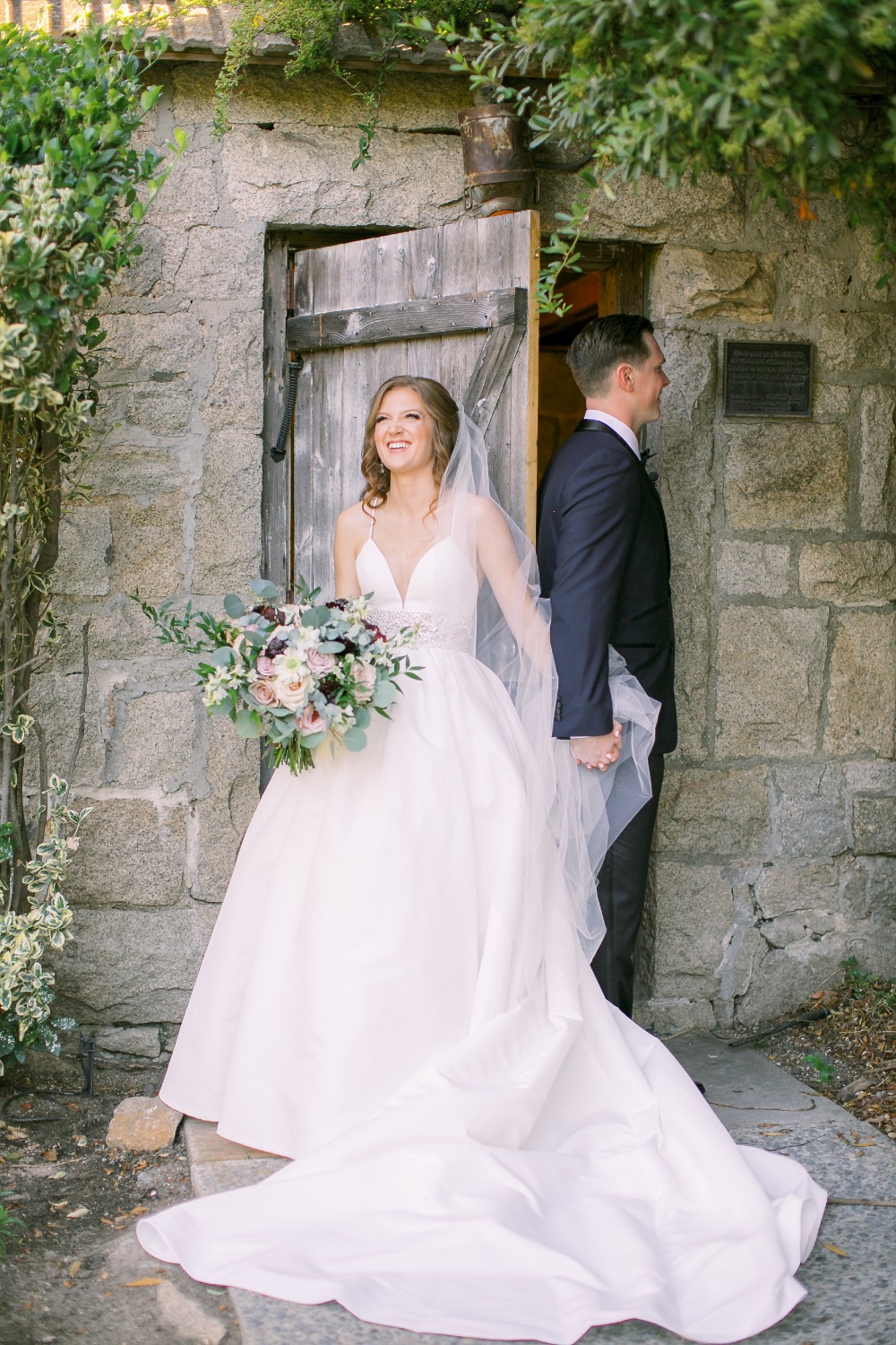 rustic-chic-garden-bloom-wedding