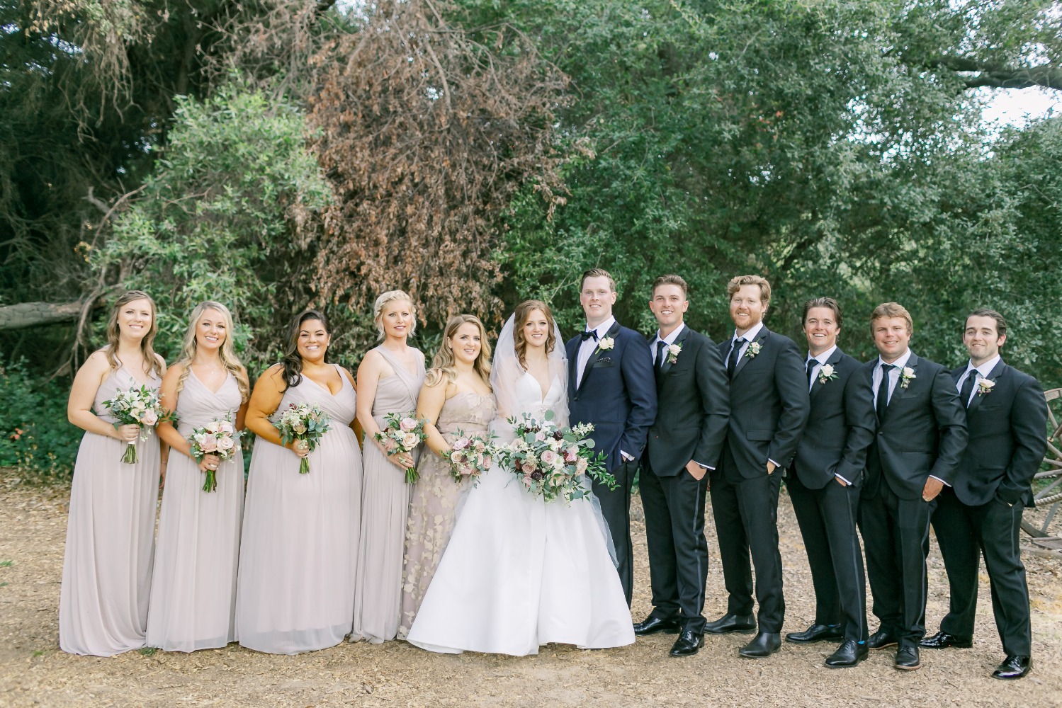 rustic-chic-garden-bloom-wedding