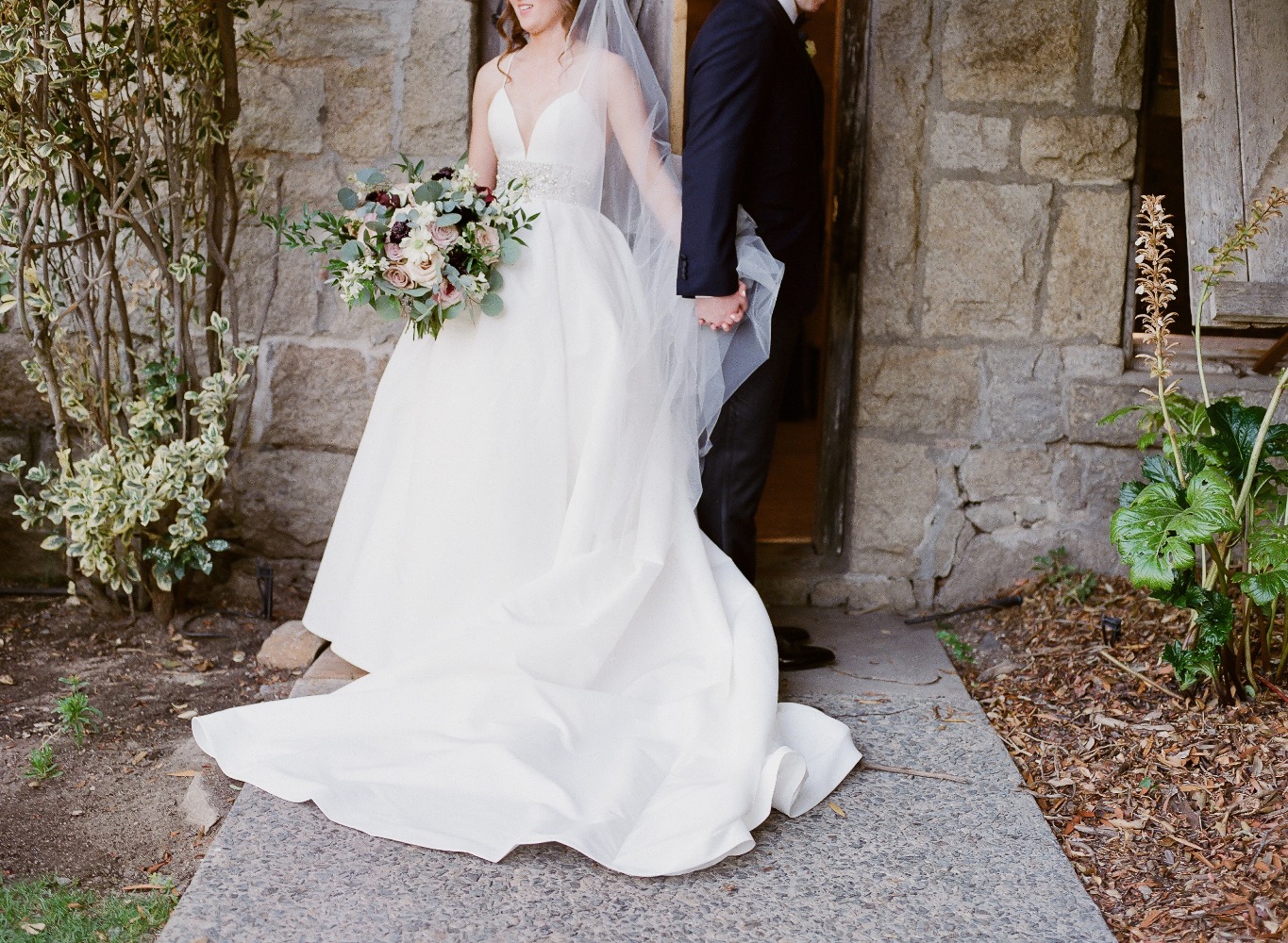 rustic-chic-garden-bloom-wedding