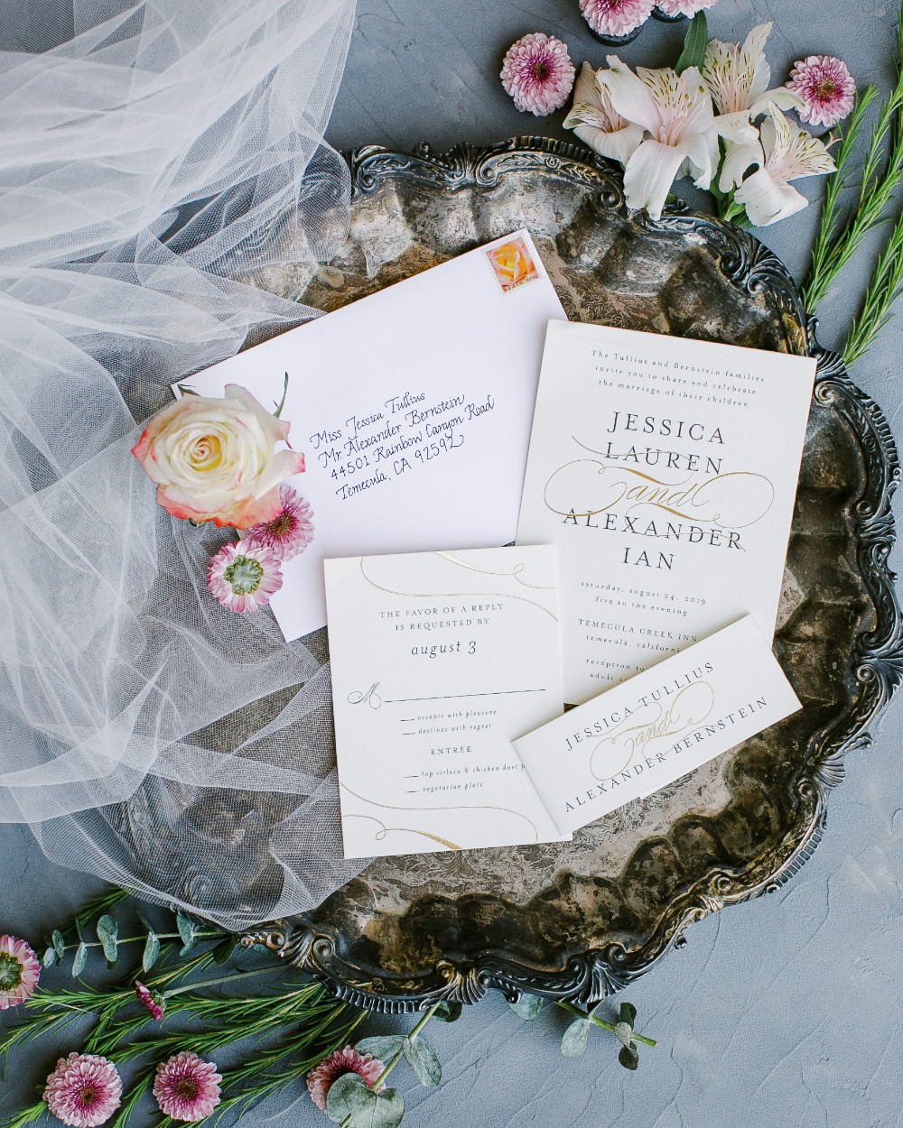 rustic-chic-garden-bloom-wedding