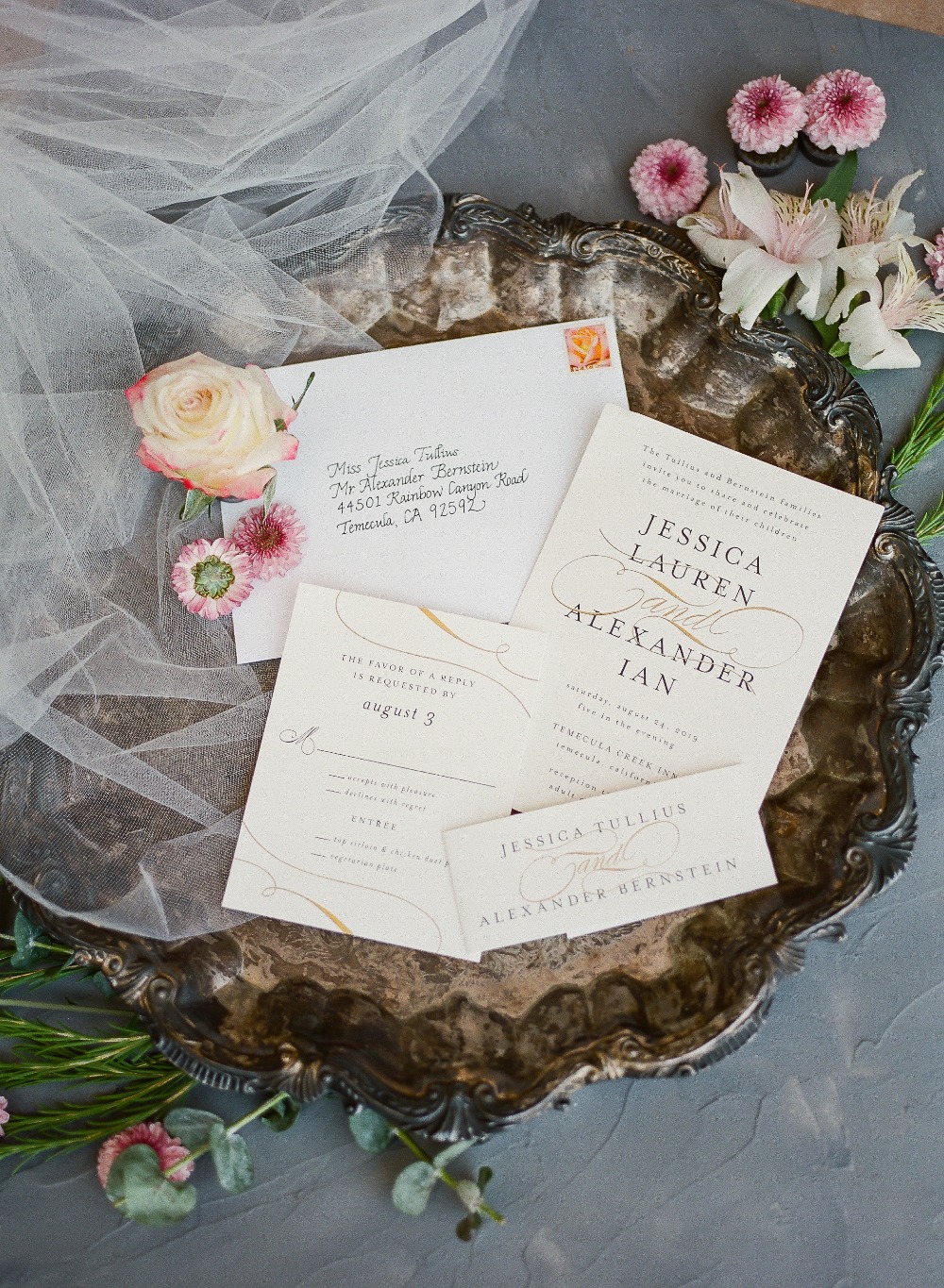 rustic-chic-garden-bloom-wedding