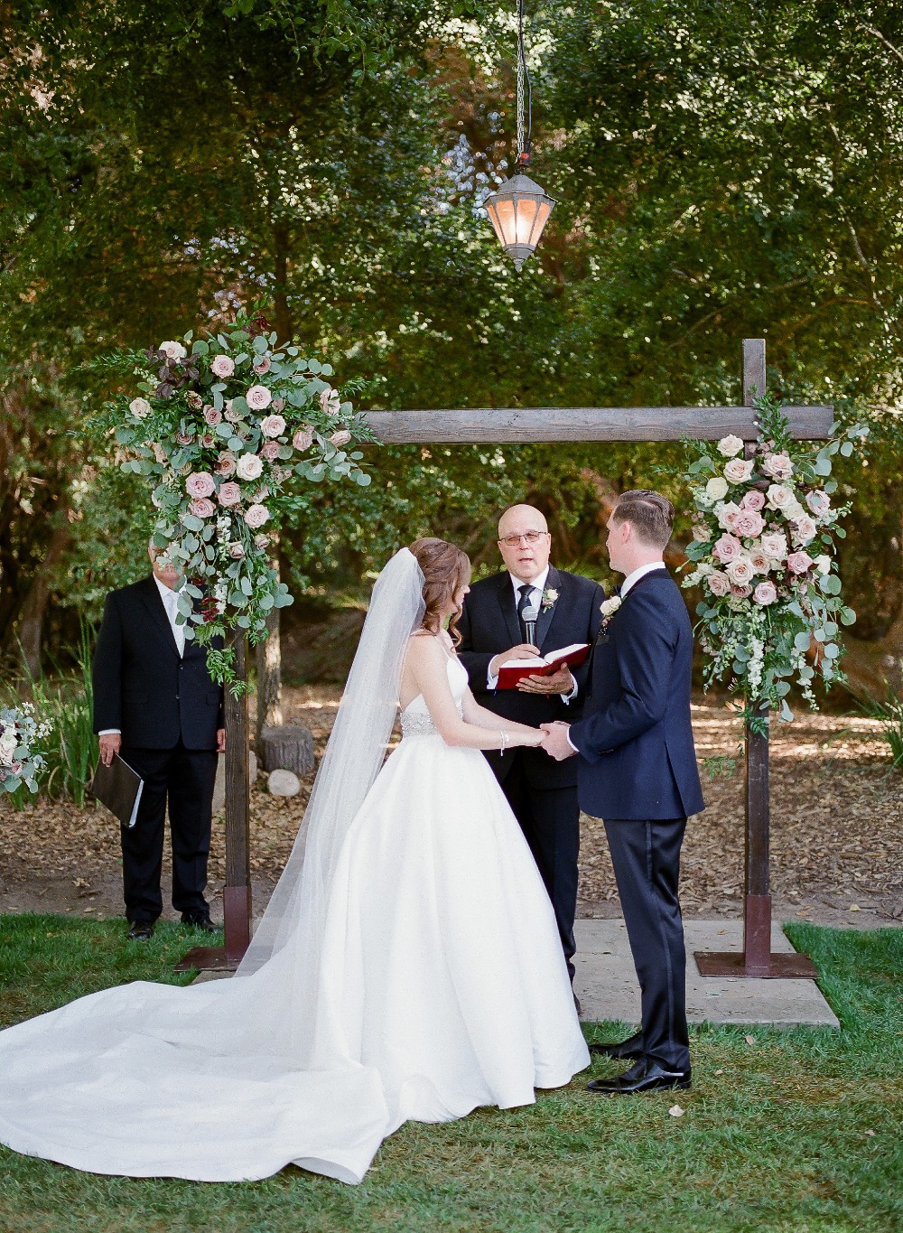 rustic-chic-garden-bloom-wedding