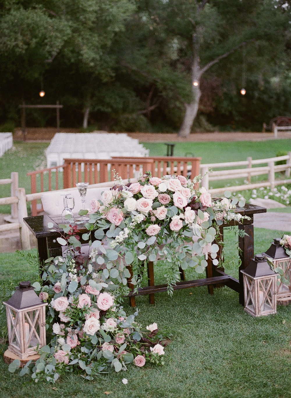 rustic-chic-garden-bloom-wedding