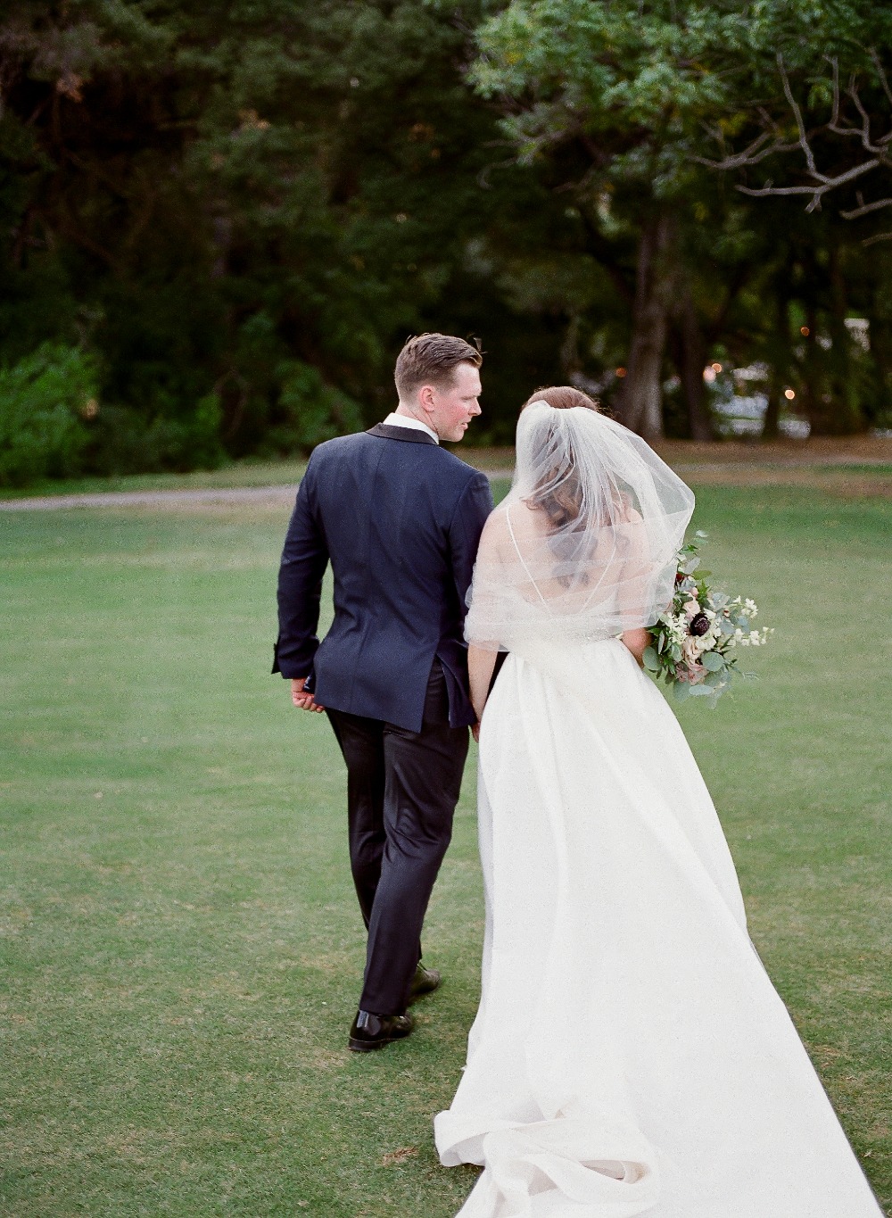 rustic-chic-garden-bloom-wedding