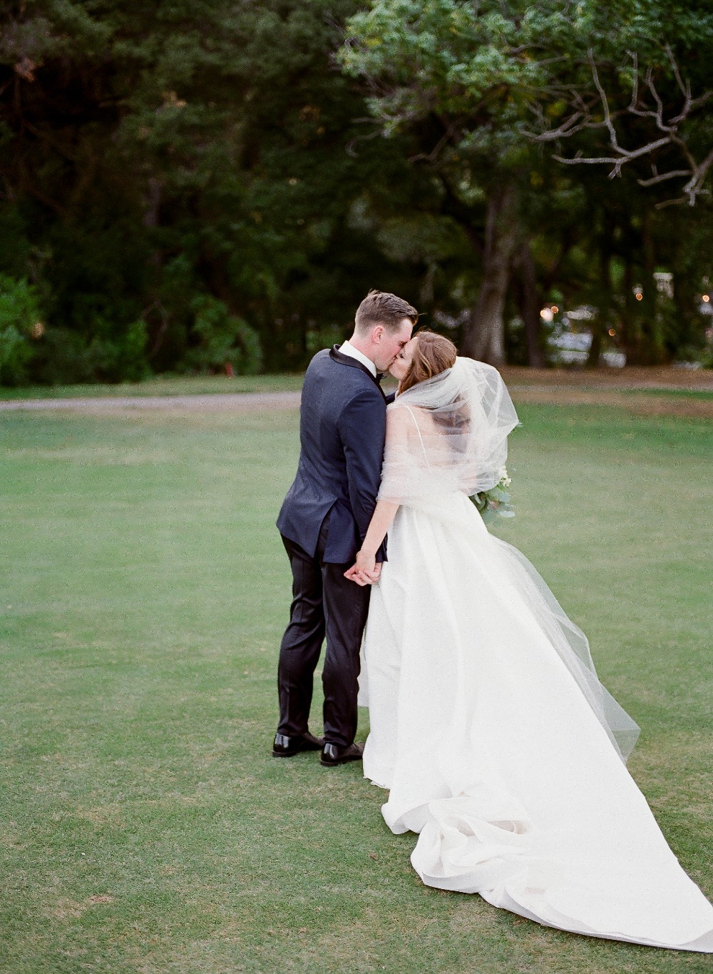 rustic-chic-garden-bloom-wedding