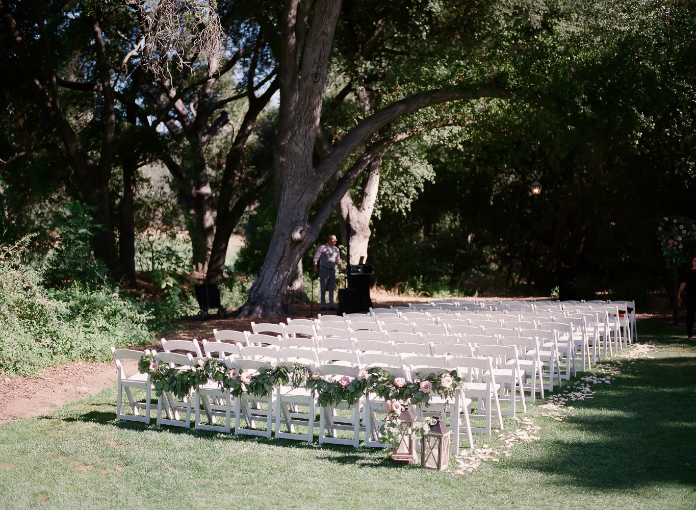 rustic-chic-garden-bloom-wedding