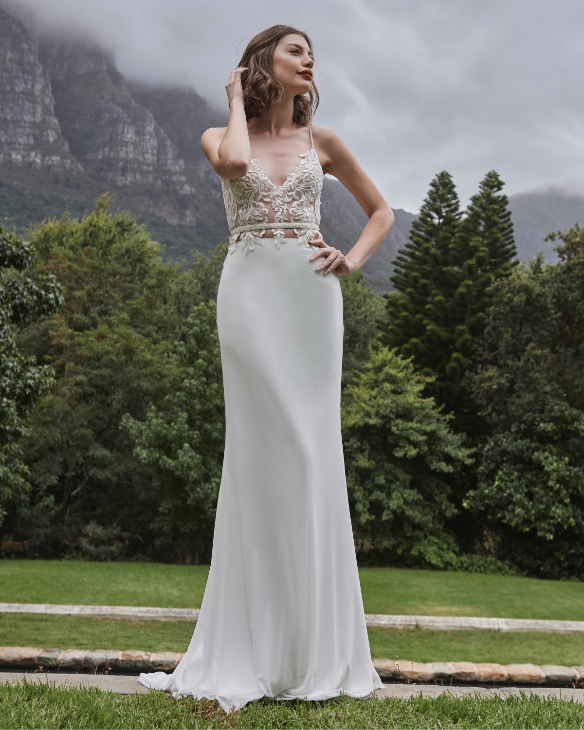 t1020-belle-and-sk7817-alice-front