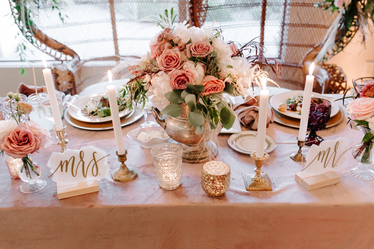 blush pink sweetheart table ideas