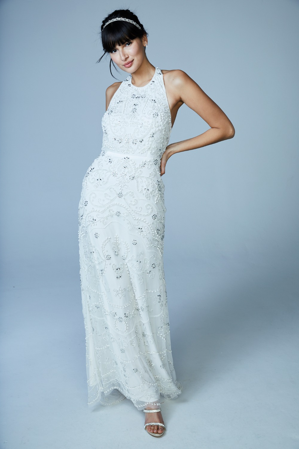 200106_BG38_14_Daring_Dress_01