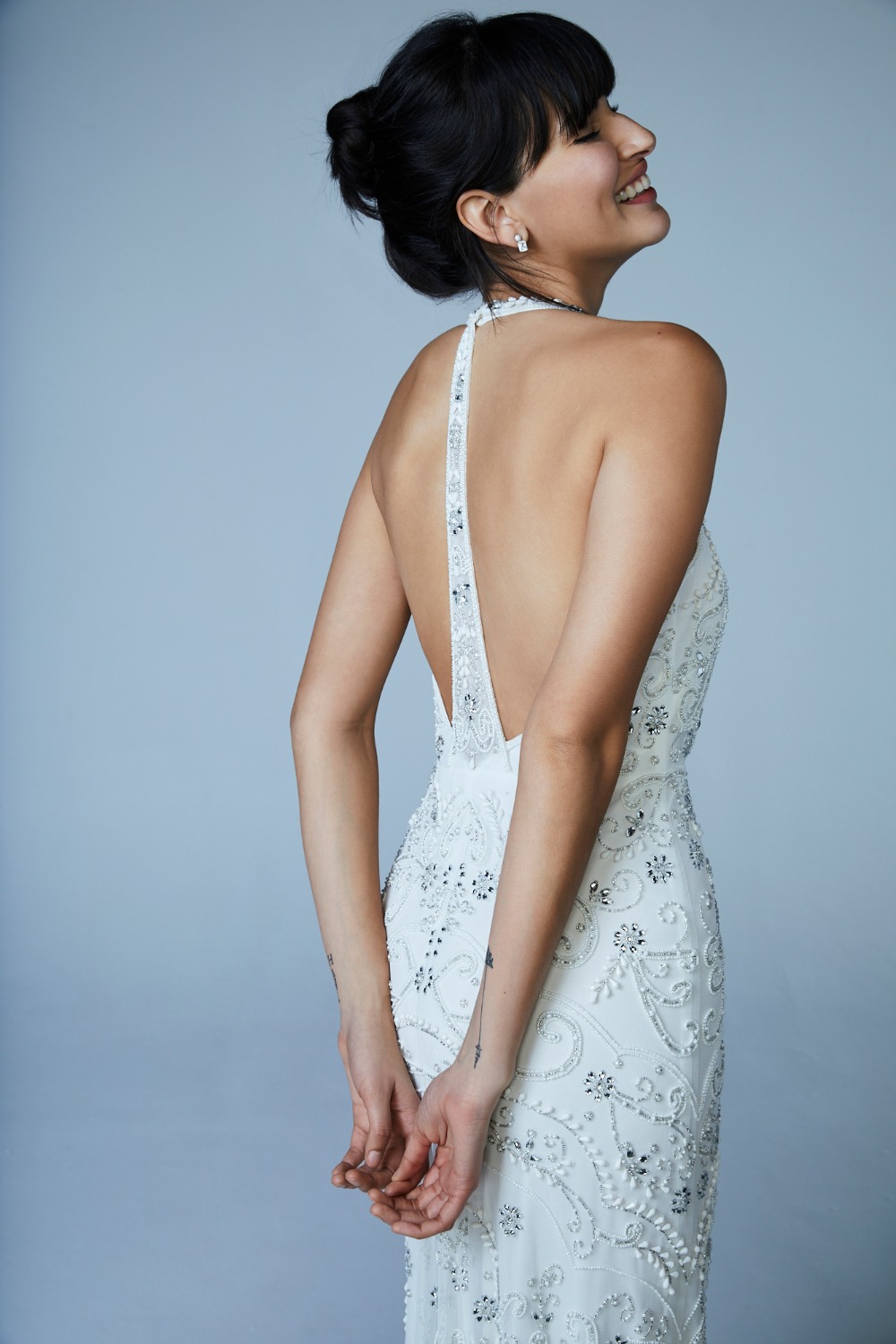 200106_BG38_14_Daring_Dress_02