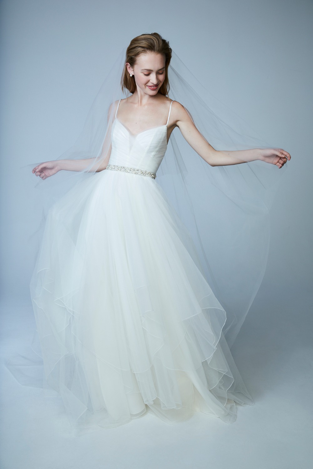 200108_BG34_04C_Charming_Dress_03