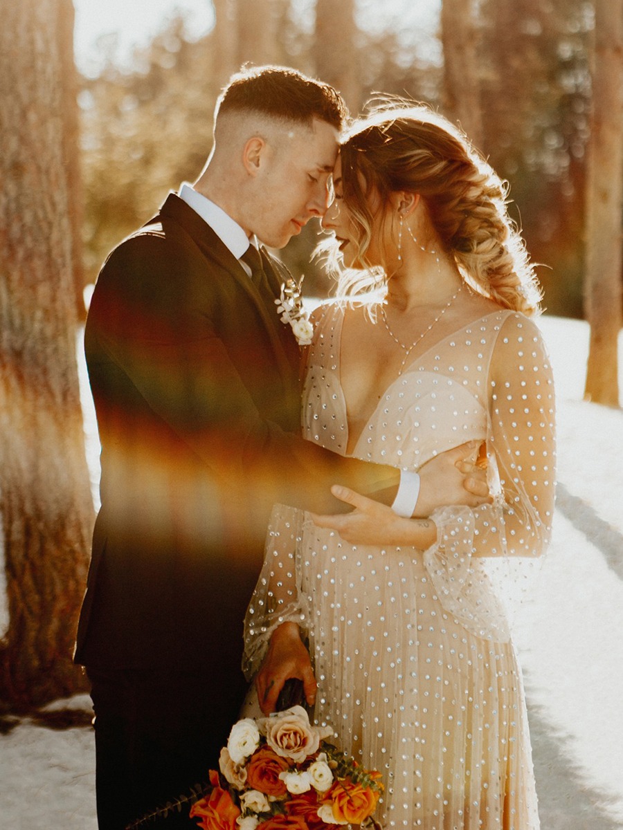 A Warm And Sunny Winter Wonderland Wedding