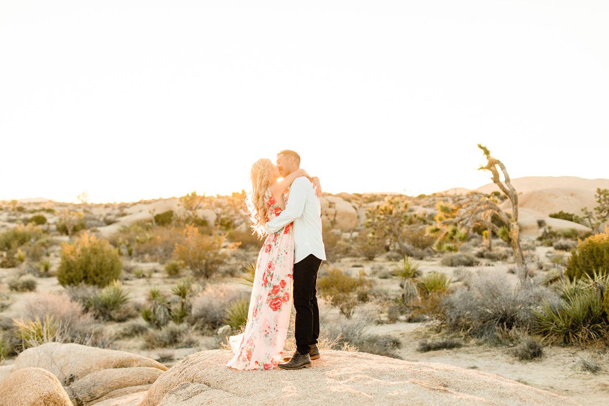 cheersbabephoto-joshuatreeengagement-wed