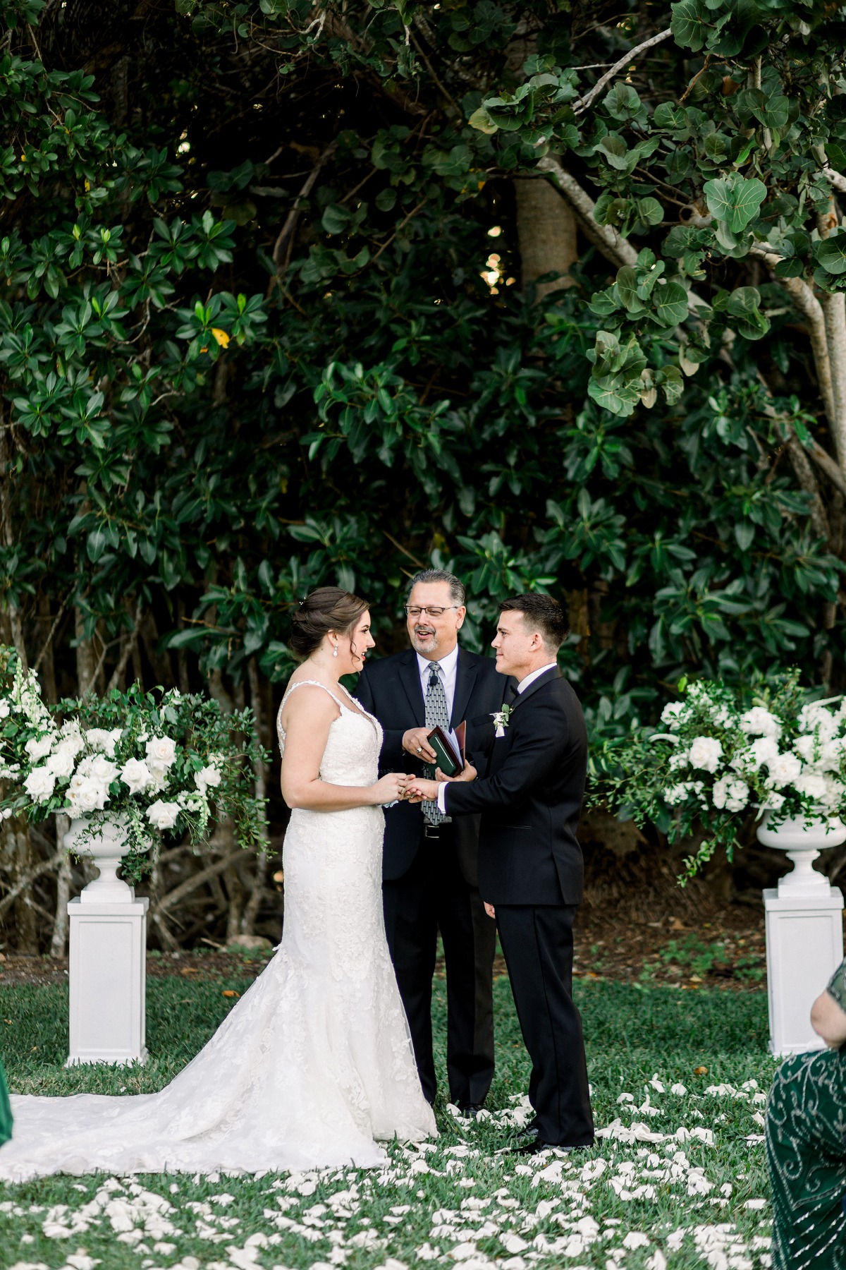 desiree-spencer-white-orchid-at-oasis-we