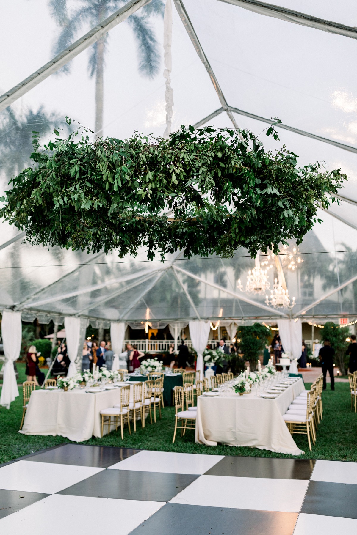desiree-spencer-white-orchid-at-oasis-we