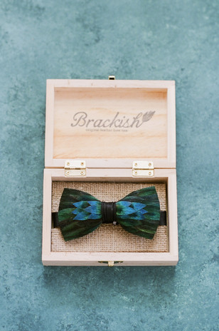 feather wedding bow tie for the groom