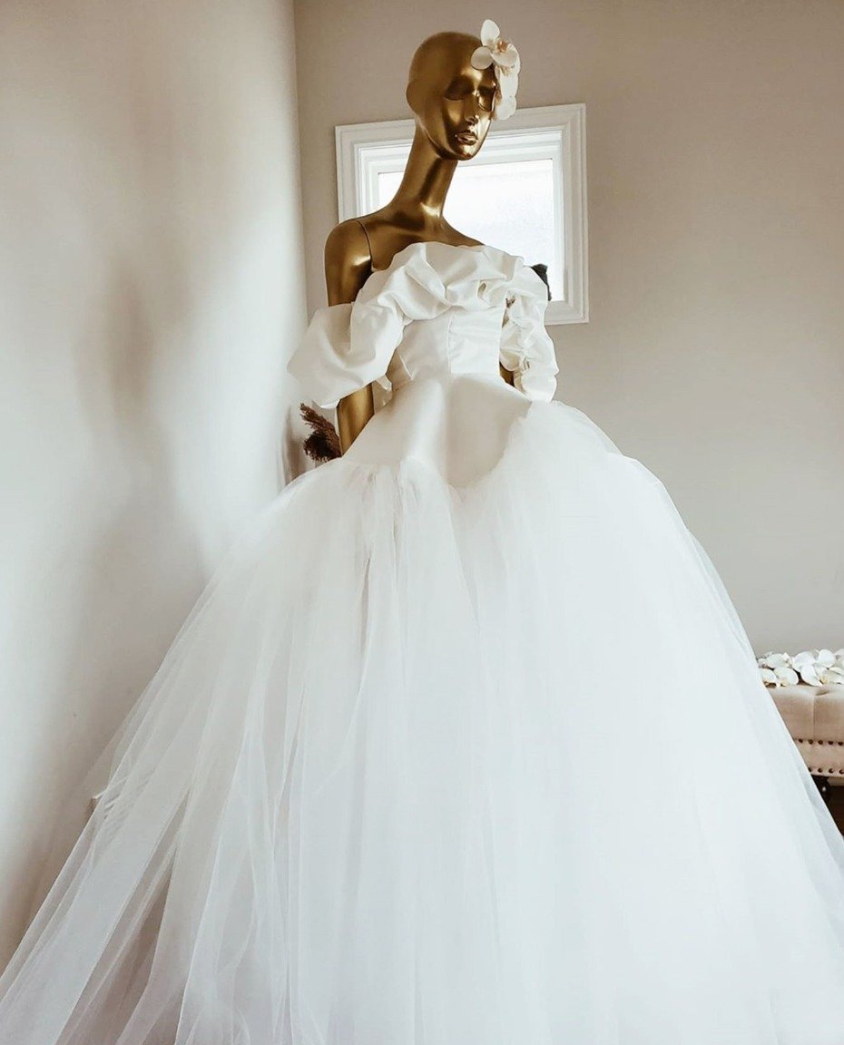 Laury Bride wedding dress