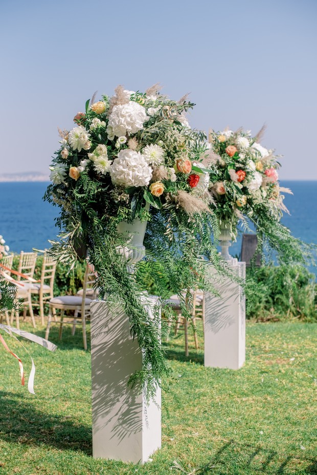 floral arrangements for wedding ceremony entrance