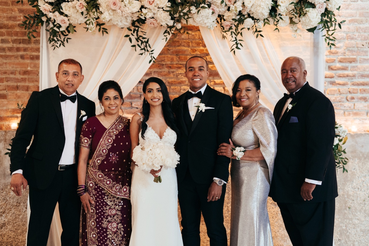 mindy_and_jared-wedding-by-ladiesandgent