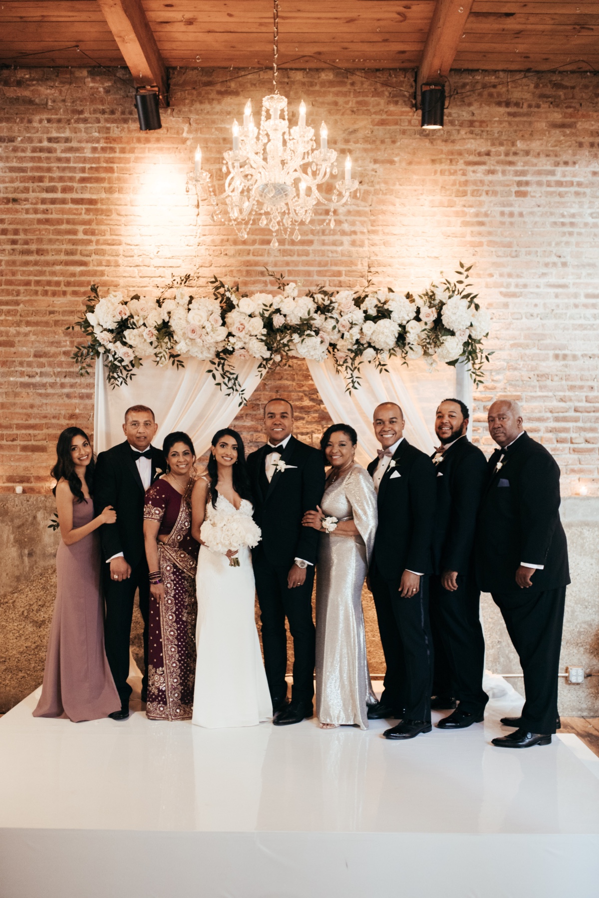 mindy_and_jared-wedding-by-ladiesandgent