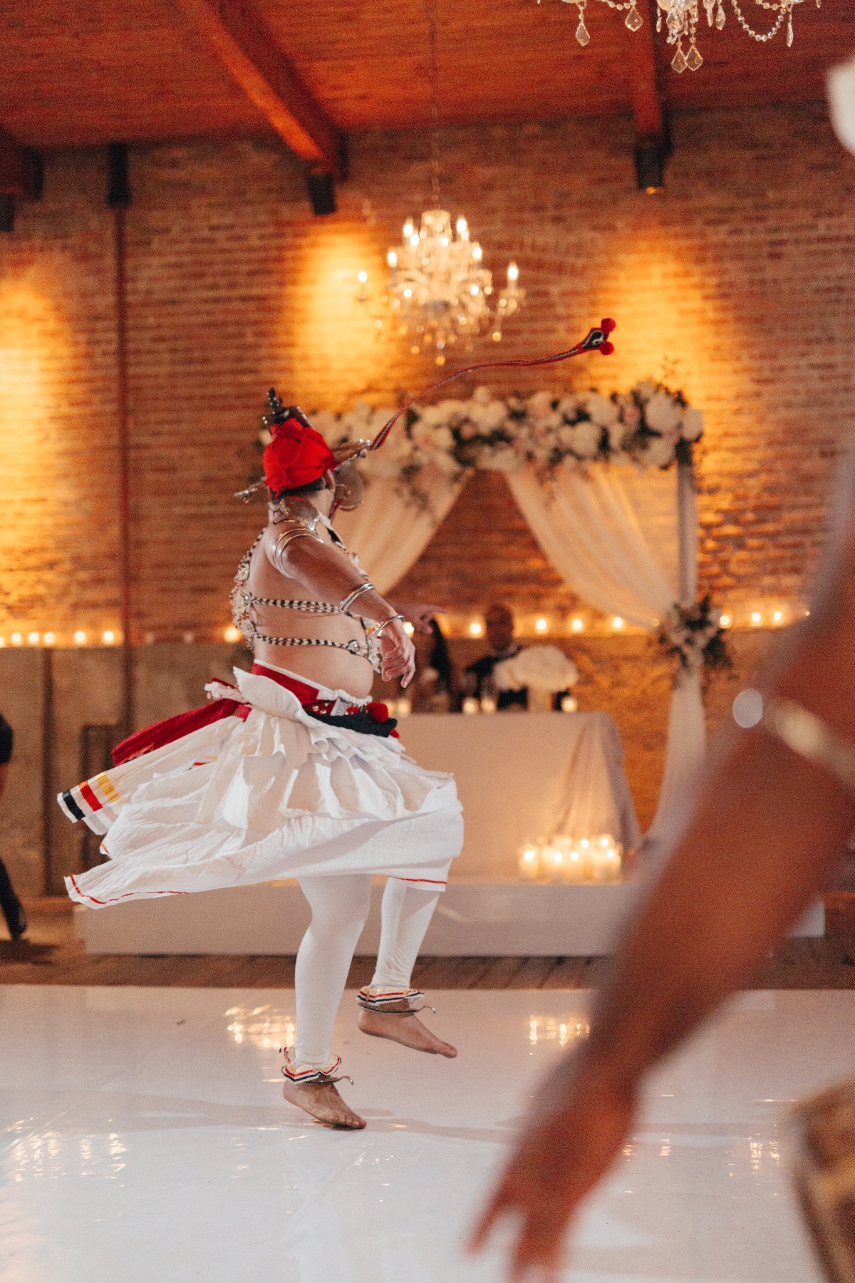 mindy_and_jared-wedding-by-ladiesandgent