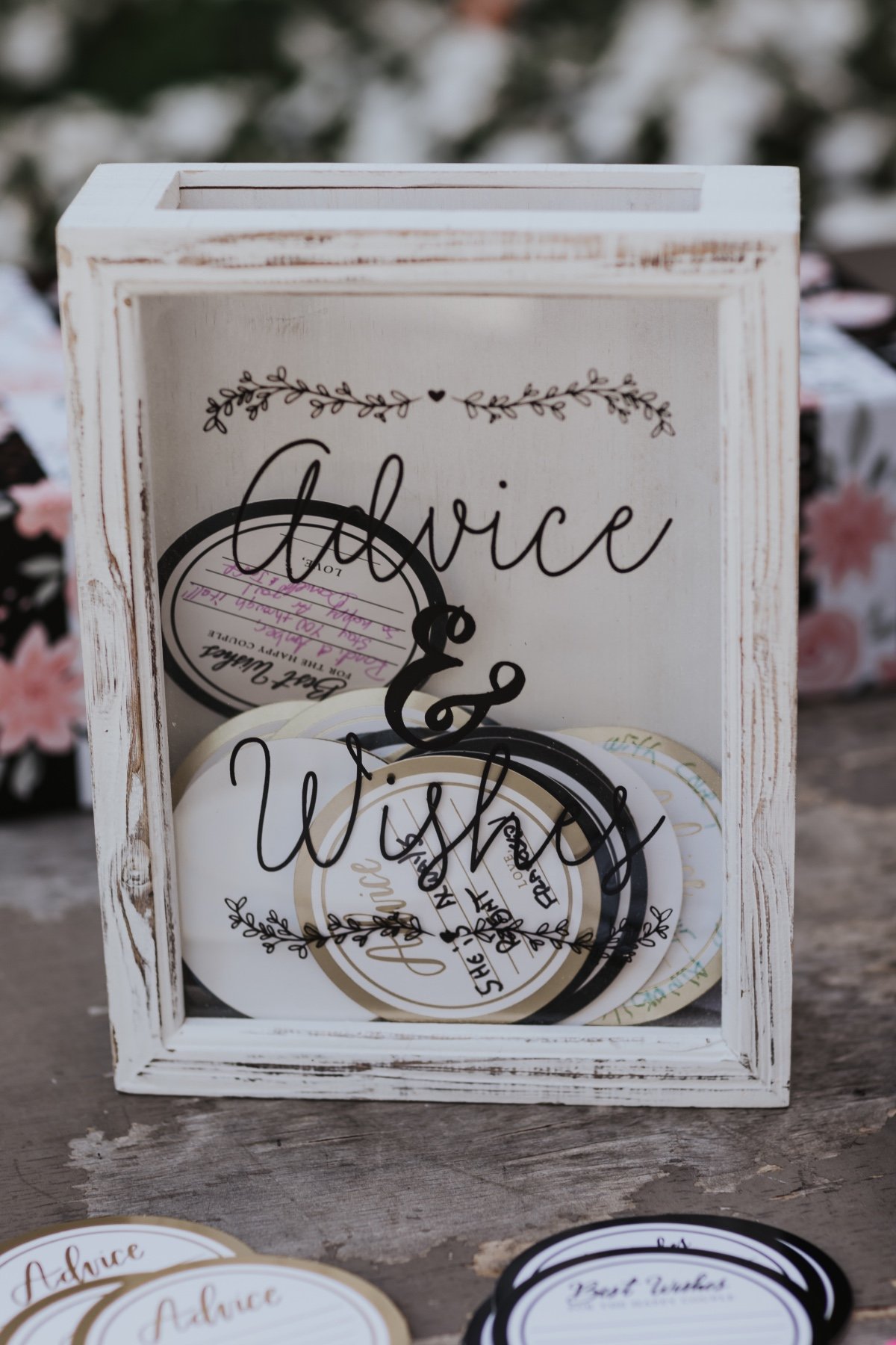 Advice and well wishes wedding table