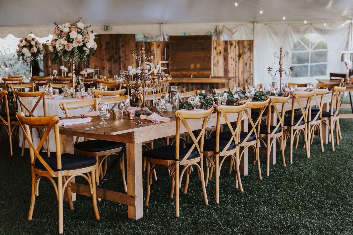 Rustic wedding reception decor ideas