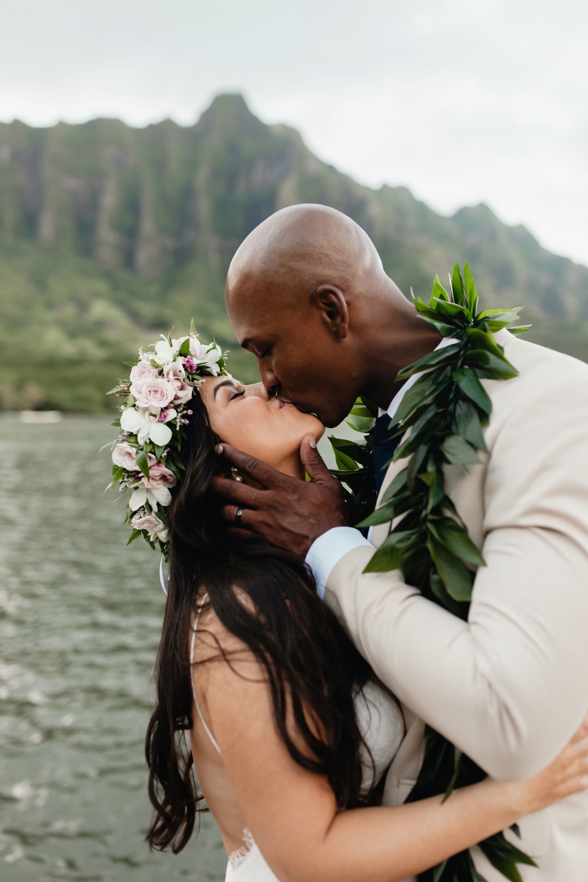 stephani-kyle-modern-elopement-wedding-2