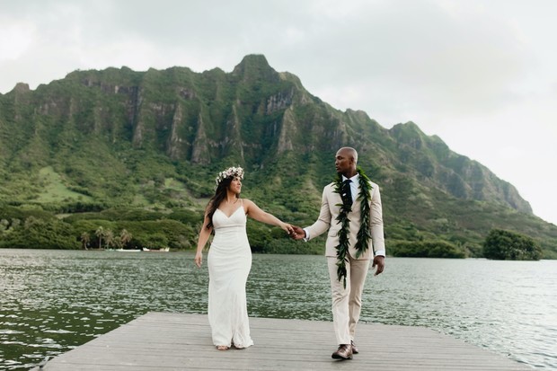 romantic Oahu elopement