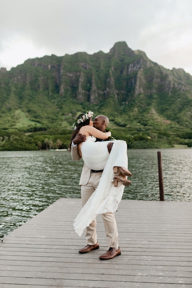 Island of Oahu elopement