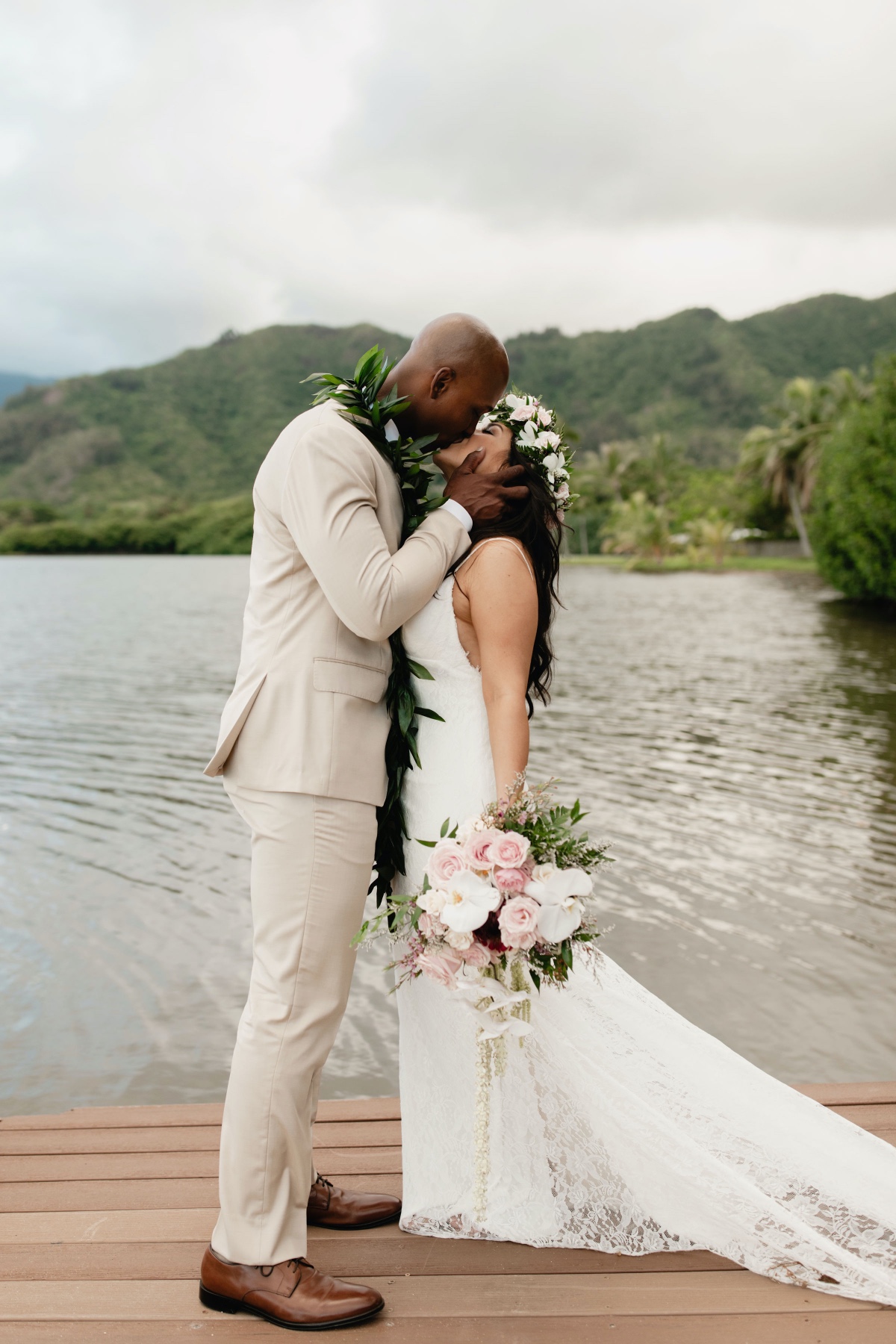 stephani-kyle-modern-elopement-wedding-2