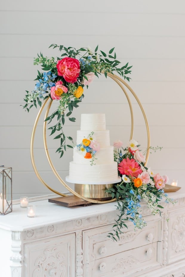 wedding cake decor ideas