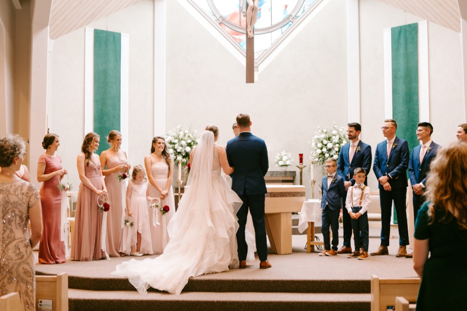 photography lighting ideas for wedding in church
